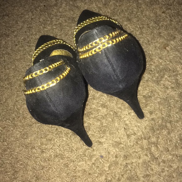 High heels - Picture 3 of 3